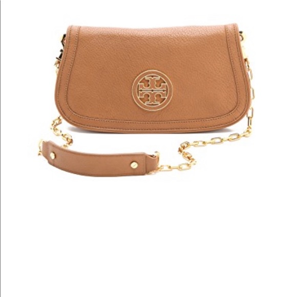 Tory Burch Handbags - Tory Burch gently used Amanda Clutch Tory Burch Handbags - Tory Burch gently used Amanda Clutch